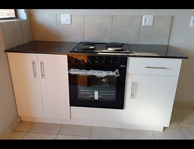 2 BEDROOM PROPERTY TO RENT IN GROBLERPARK